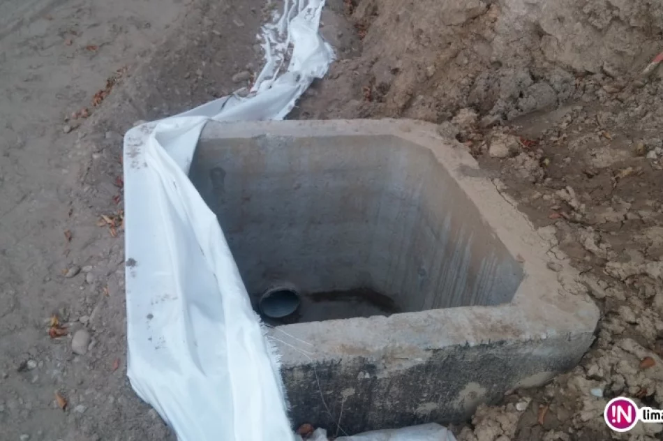 Droga 'do nikąd' za kilkaset tysięcy. Mieszkańcy są zdziwieni - wójt to rozumie - zdjęcie 4