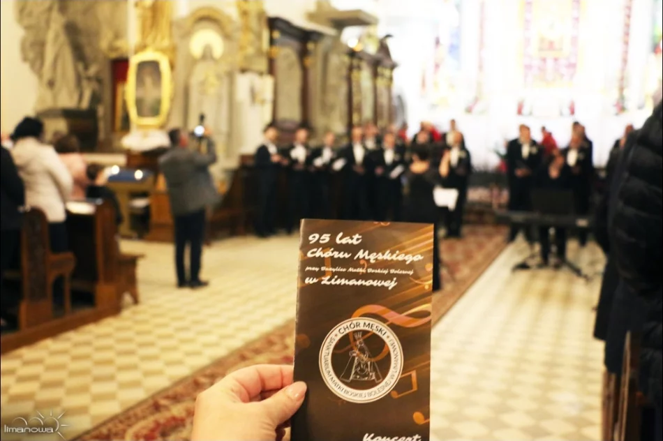 Chór obchodził jubileusz - zdjęcie 14