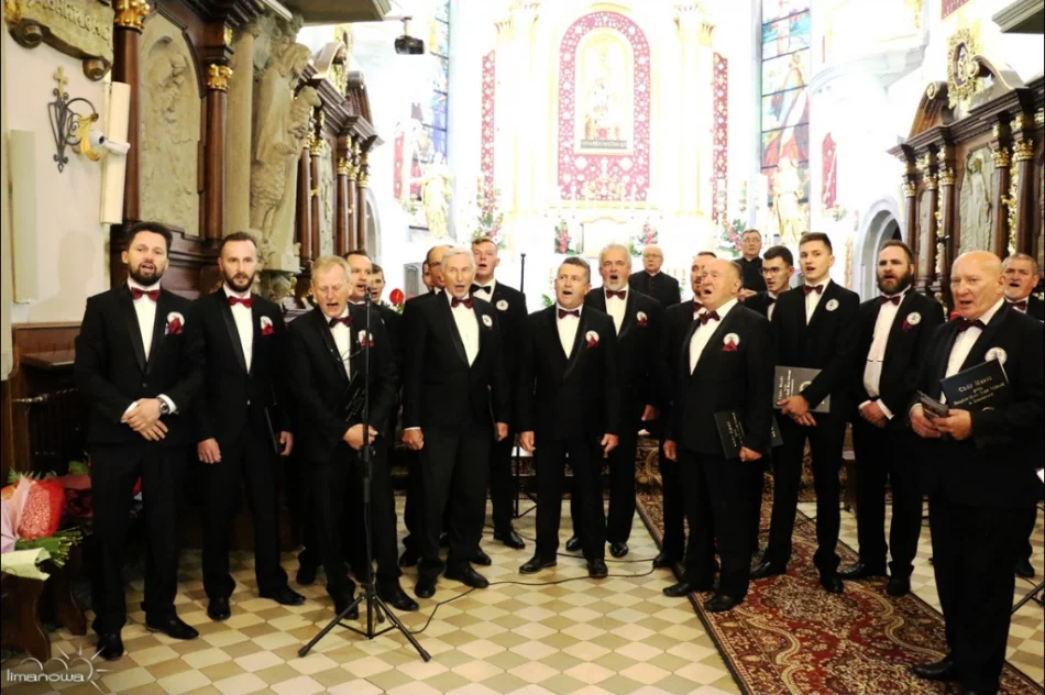 Chór obchodził jubileusz - zdjęcie 20