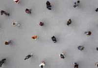 W kwietniu mniej zgonów niż w ubiegłych latach, wg eksperta to dzięki izolacji i spadkowi zanieczyszczeń - zdjęcie główne