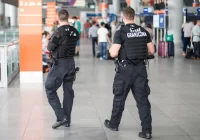 Niektórzy cudzoziemcy utracą prawo legalnego pobytu w Polsce - zdjęcie główne