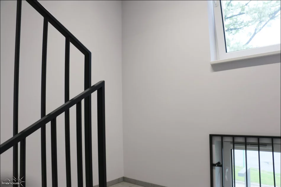 ZAKOŃCZENIE ROBÓT BUDOWLANYCH W BLOKU PRZY UL. FABRYCZNEJ - zdjęcie 8