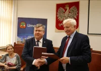 BIBLIOTEKA PEDAGOGICZNA ZMIENIŁA SIEDZIBĘ - zdjęcie główne