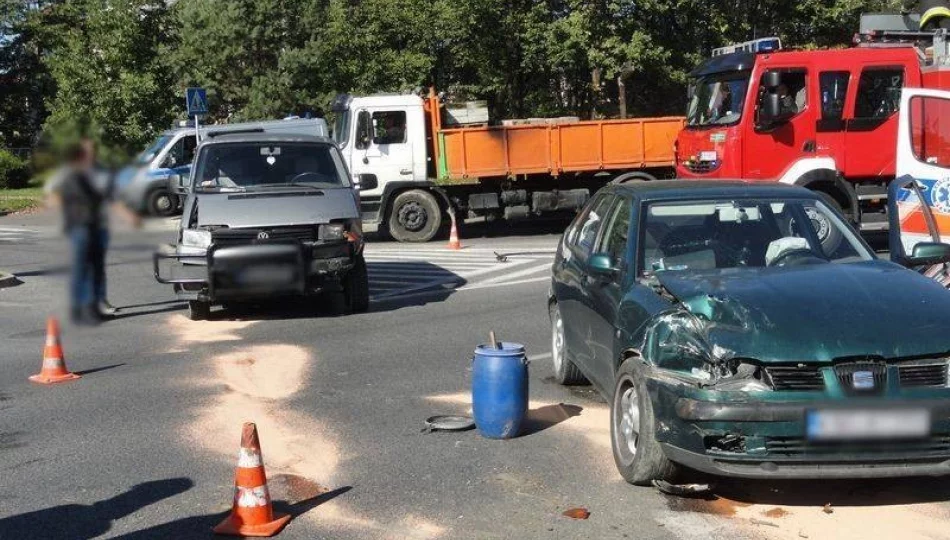 Zderzenie samochodów i motocykla - zdjęcie 1