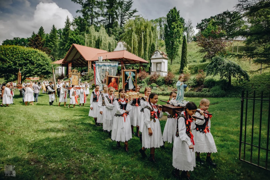 Procesja Bożego Ciała w Szczyrzycu (A.D. 2020) - zdjęcie 18