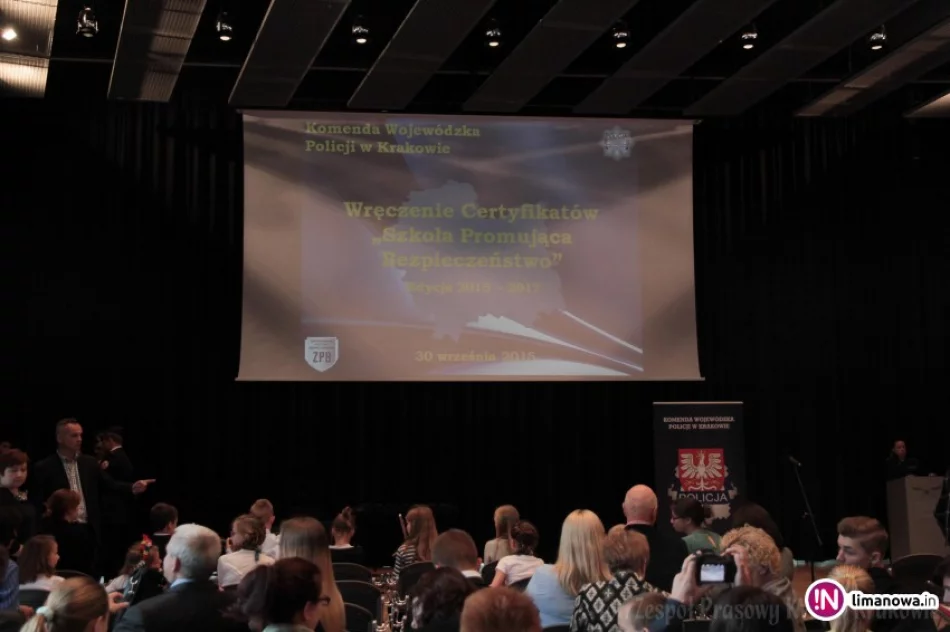 Dwie szkoły z certyfikatem małopolskiej policji - zdjęcie 2
