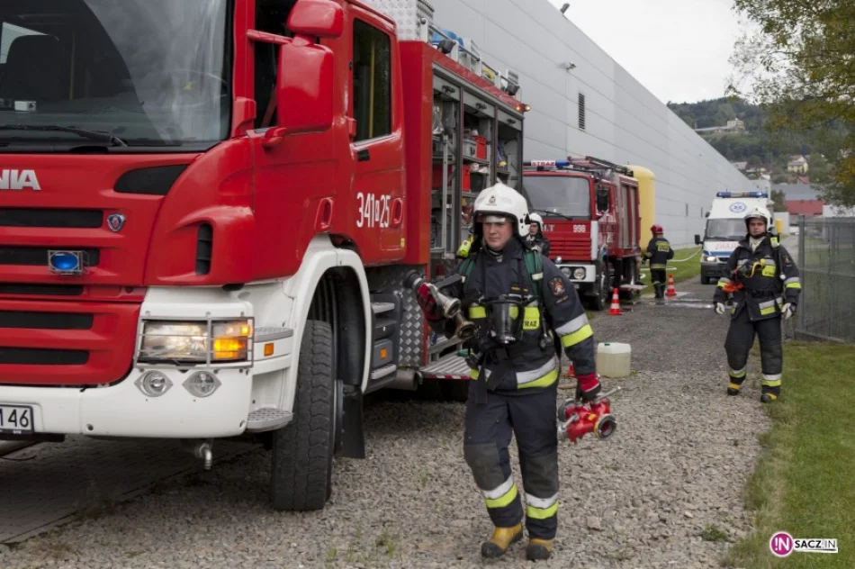 Strażackie manewry w firmie WIŚNIOWSKI - zdjęcie 3