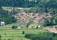 Osuwiska wciąż aktywne i niebezpieczne - zdjęcie główne