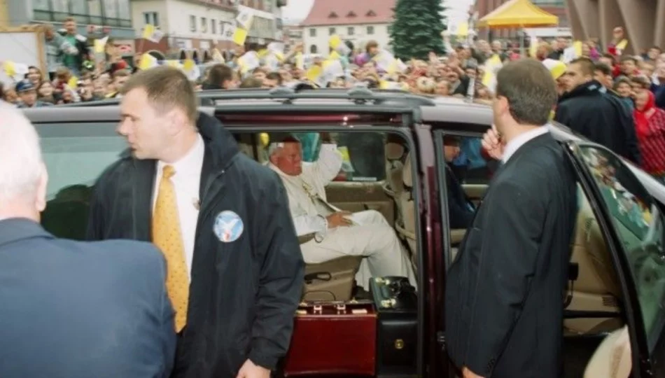 21 lat temu Jan Paweł II zatrzymał się na limanowskim rynku - zdjęcie 1