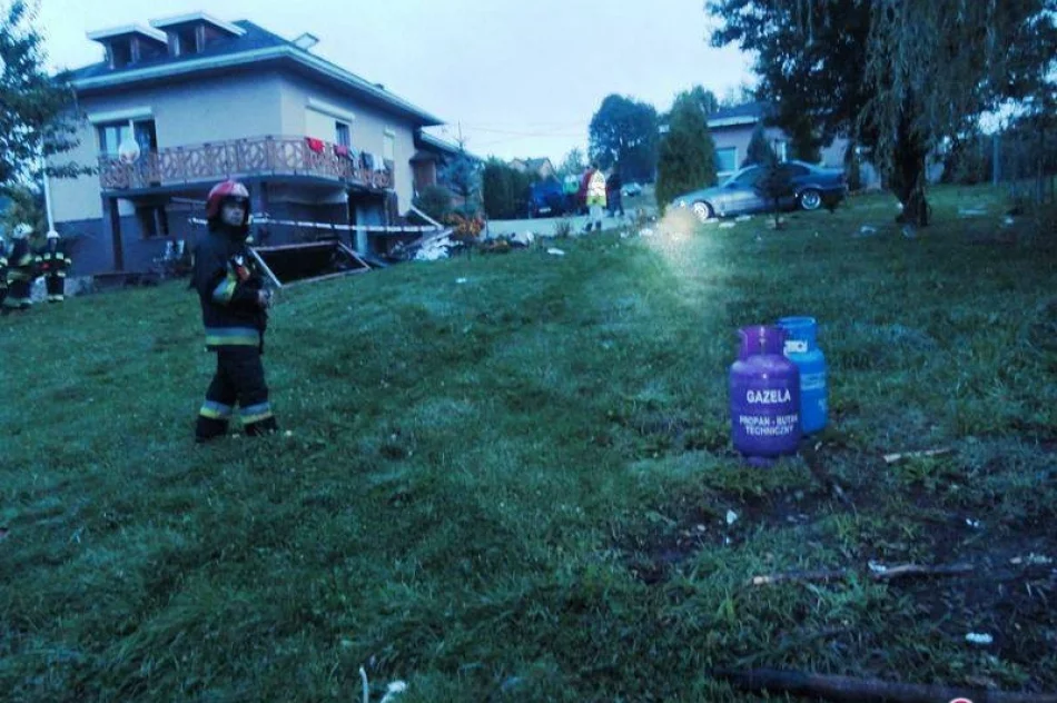 Dramat w Białej Niżnej - wybuchł gaz w budynku mieszkalnym - zdjęcie 2