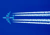 Prezes ULC: podróżni muszą liczyć się z opóźnieniami na lotniskach i odwołanymi lotami - zdjęcie główne