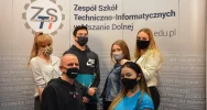 Wirtualnie poznawali szkołę i jej ofertę - zdjęcie 3