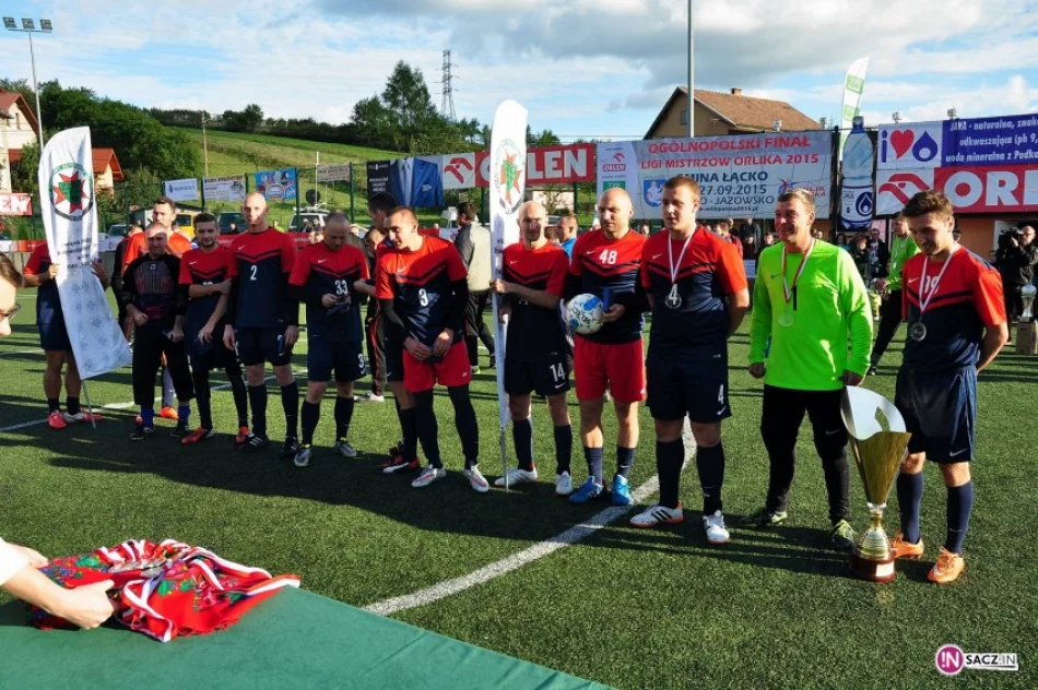 Orlik Polska 2015: finał w Łącku - reprezentacja Polski versus ... wójt Łącka - zdjęcie 2