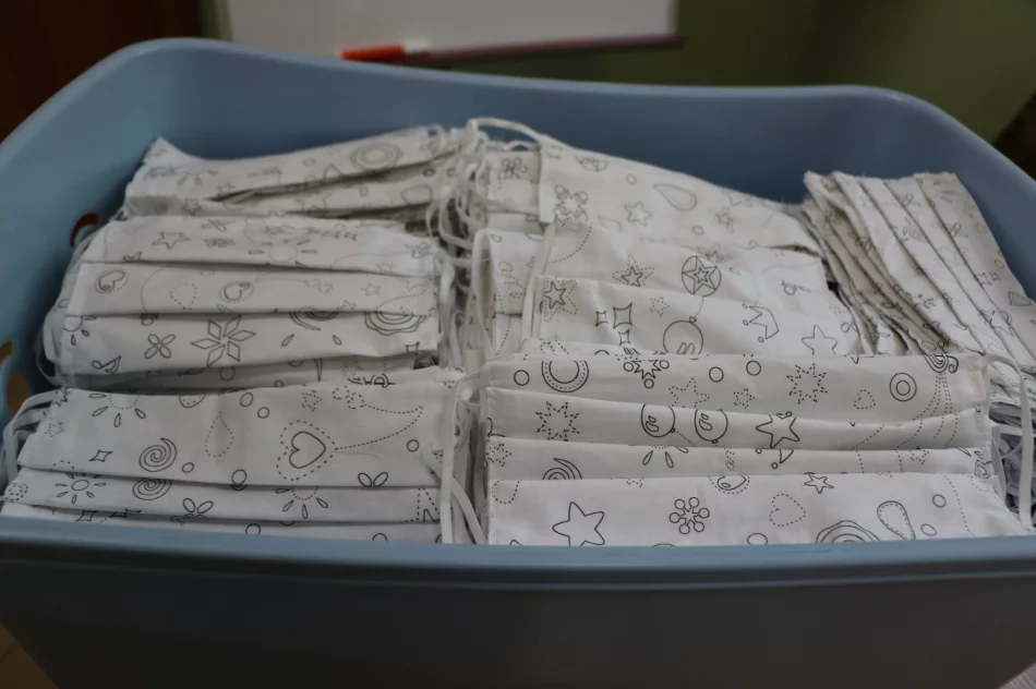 Skazane kobiety uszyły maseczki dla starostwa - zdjęcie 4