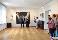 'Oto człowiek' - malarstwo i rysunek - zdjęcie główne