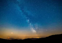 Naturalne nocne niebo nad Polską już nie występuje - zdjęcie główne