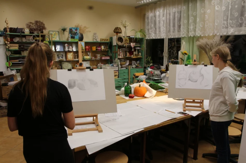 Kino i dom kultury działały ponad 2,5 roku w zastępczych lokalizacjach - zdjęcie 9