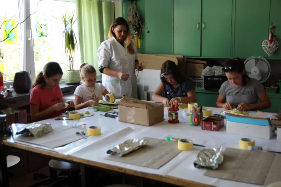 Kino i dom kultury działały ponad 2,5 roku w zastępczych lokalizacjach - zdjęcie 11