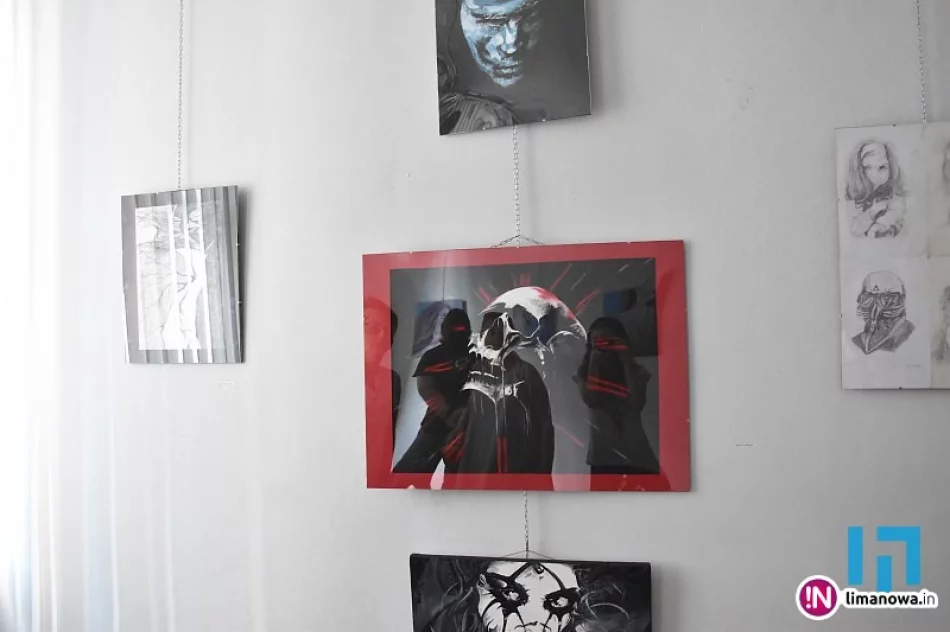 'Oto człowiek' - malarstwo i rysunek - zdjęcie 2