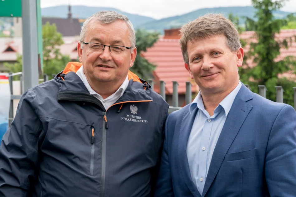 Wizyta ministra Andrzeja Adamczyka w Limanowej - zdjęcie 2