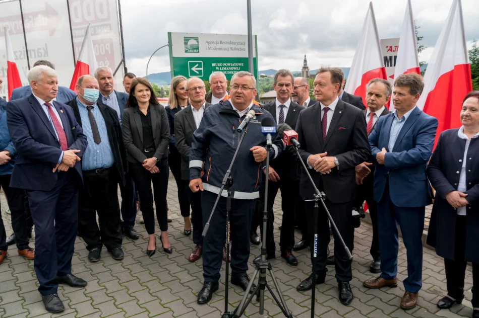 Wizyta ministra Andrzeja Adamczyka w Limanowej - zdjęcie 8