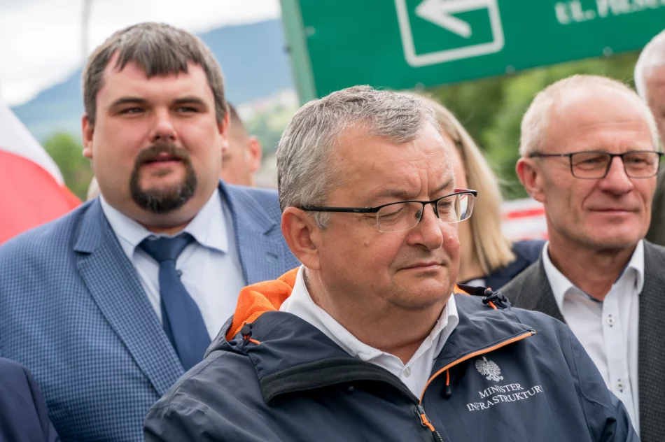 Wizyta ministra Andrzeja Adamczyka w Limanowej - zdjęcie 14