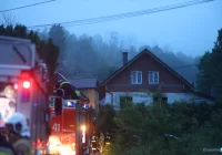 27 strażaków w godzinę uporało się z pożarem - zdjęcie główne