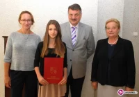 Nagroda wójta dla utalentowanej wokalistki - zdjęcie główne