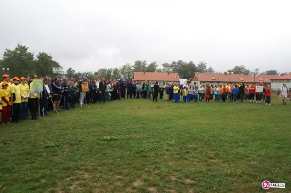 Złota Jesień Osób Niepełnosprawnych w Stróżach - zdjęcie 2