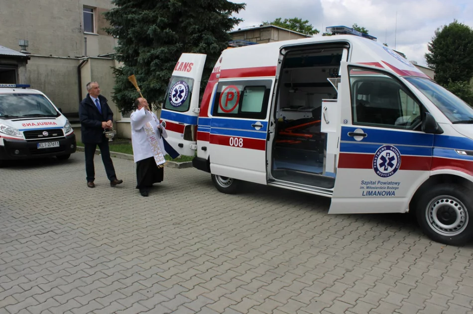 Karetka za 330 tys. zł przekazana. Posiedzenie Rady Społecznej Szpitala - zdjęcie 4