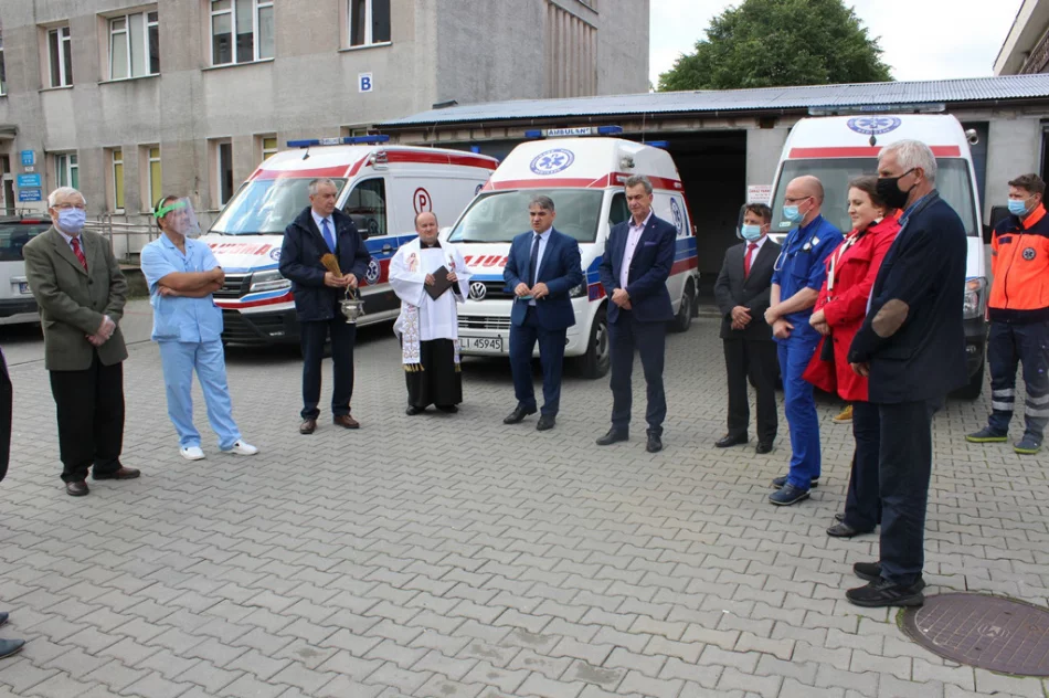 Karetka za 330 tys. zł przekazana. Posiedzenie Rady Społecznej Szpitala - zdjęcie 5