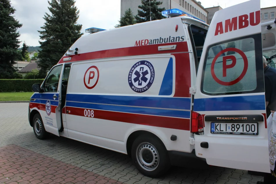 Karetka za 330 tys. zł przekazana. Posiedzenie Rady Społecznej Szpitala - zdjęcie 7