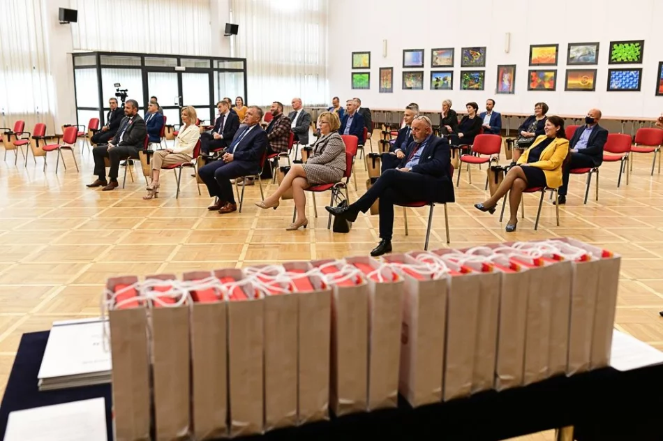 Pieniądze z małopolskiej tarczy dla placówek medycznych w regionie - zdjęcie 3