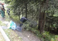 Berest - auto wypadło z drogi - zdjęcie główne