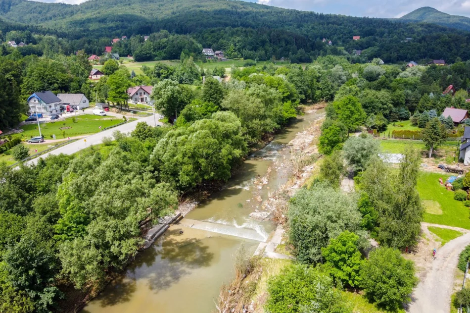 Samorządy liczą straty po powodzi - zdjęcie 2