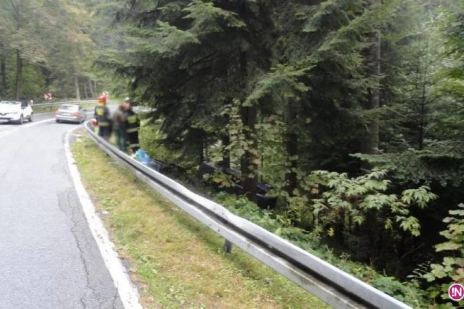 Berest - auto wypadło z drogi - zdjęcie 2