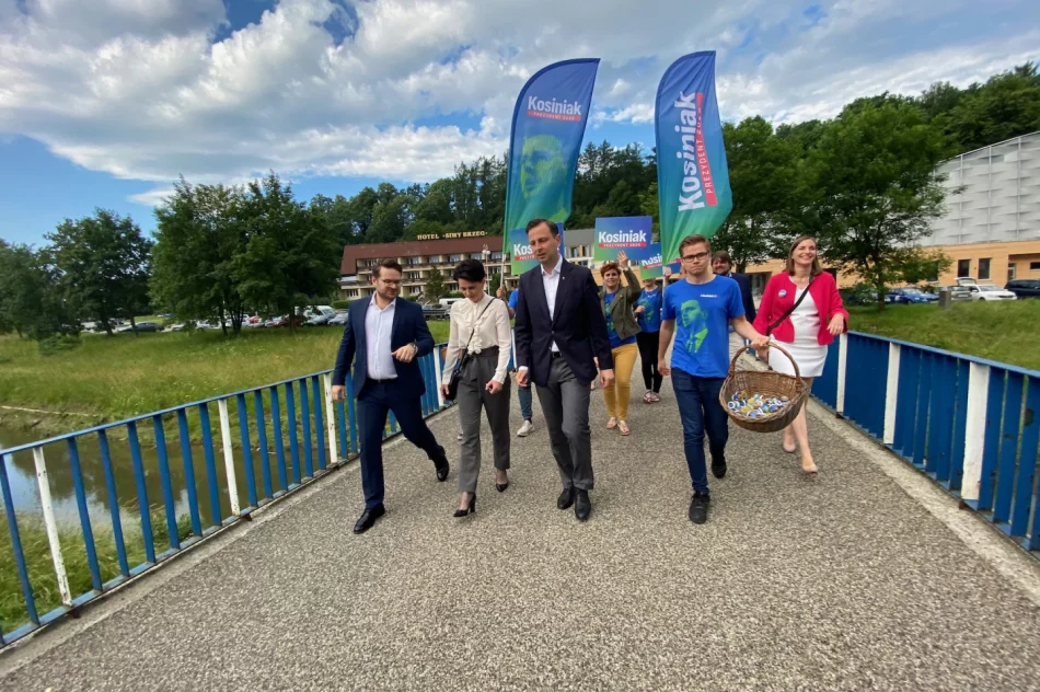 Kampania prezydencka: Władysław Kosiniak-Kamysz w Limanowej - zdjęcie 14