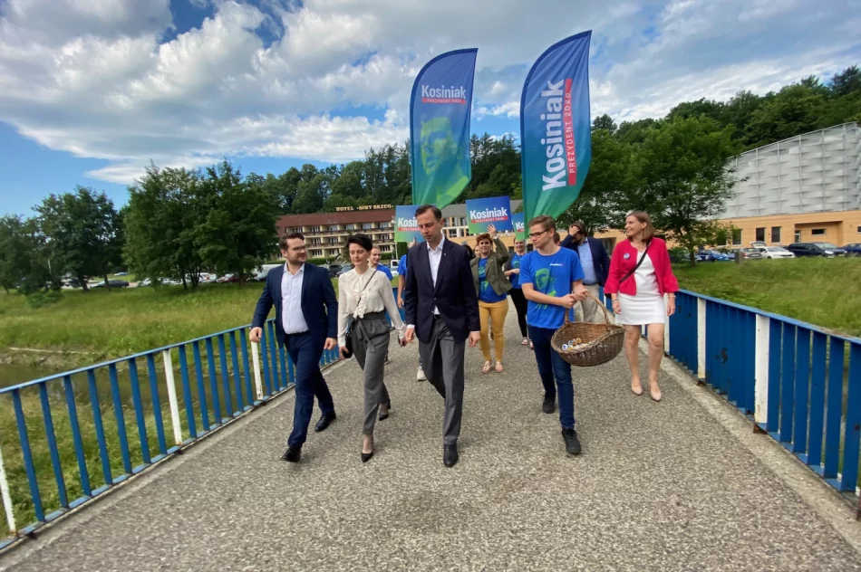 Kampania prezydencka: Władysław Kosiniak-Kamysz w Limanowej - zdjęcie 15