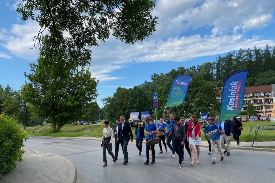 Kampania prezydencka: Władysław Kosiniak-Kamysz w Limanowej - zdjęcie 16