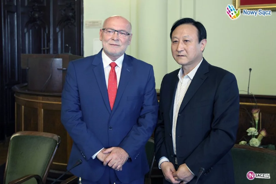 Delegacja z Suzhou z wizytą w Nowym Sączu - zdjęcie 4