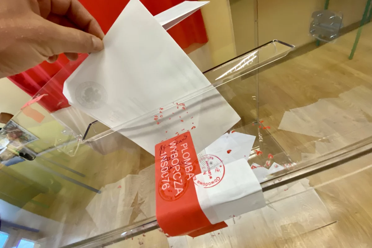 Frekwencja w obwodowych komisjach wyborczych w miastach i gminach powiatu 