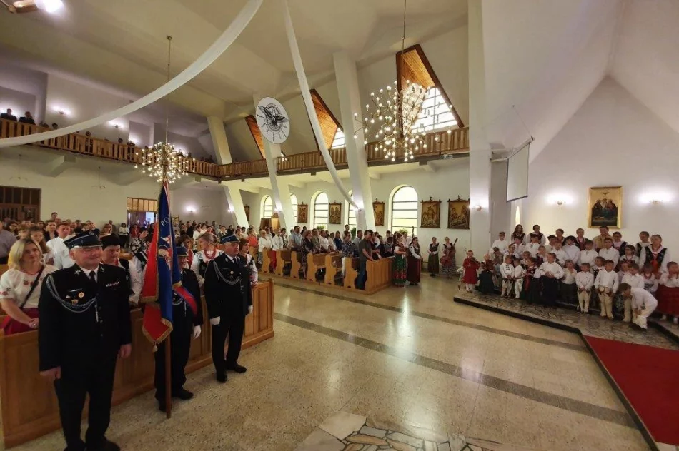 Podziękowali proboszczowi za trzy dekady posługi pasterskiej - zdjęcie 3