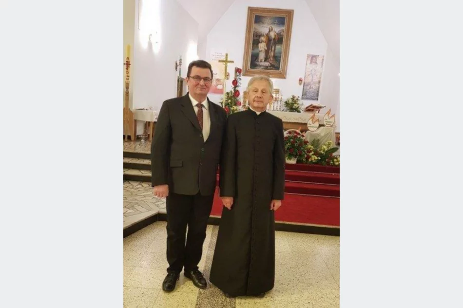 Podziękowali proboszczowi za trzy dekady posługi pasterskiej - zdjęcie 4