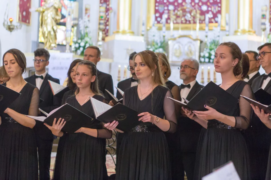 Koncert Totus Tuus - CANTICUM IUBILAEUM - zdjęcie 11