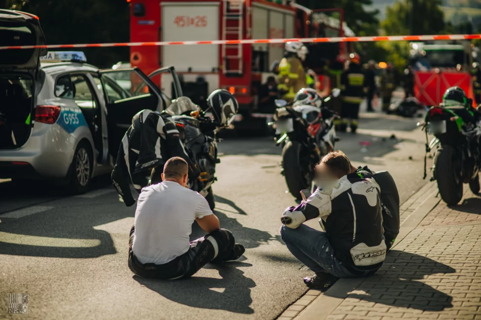 W wypadku zginęła młoda kobieta, kierowca w szpitalu. Droga odblokowana - zdjęcie 13