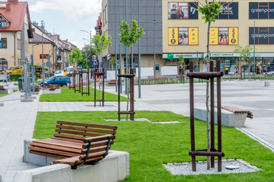 Rewitalizacja Rynku w Limanowej - postępy prac (30 czerwca 2020 roku) - zdjęcie 13