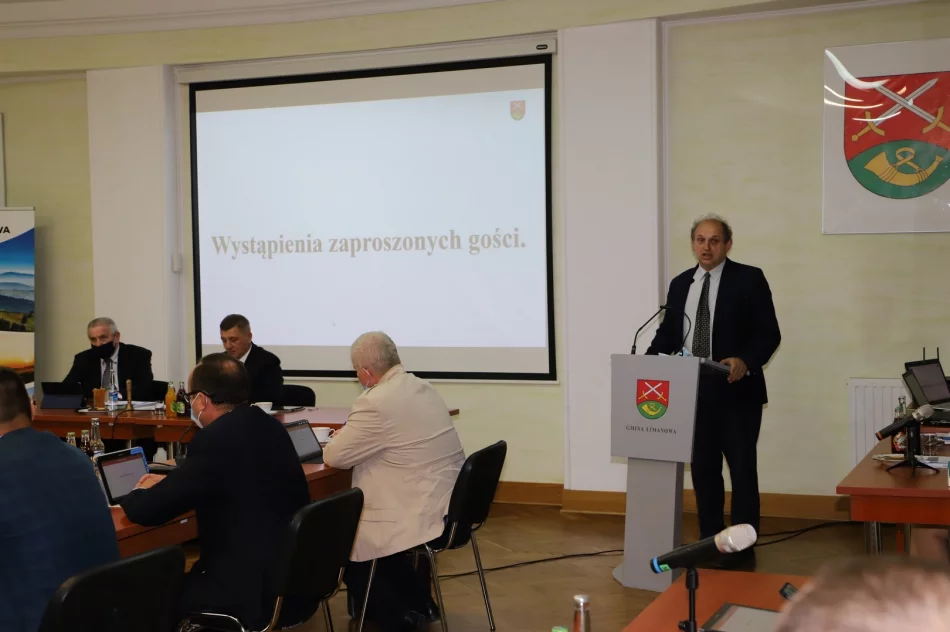 Informacja o absolutoryjnej sesji Rady Gminy Limanowa - zdjęcie 8