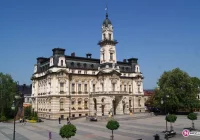 Tarcza Herbowa powinna być dla ludzi nie dla szyldu - zdjęcie główne