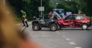Zderzenie samochodu i quada. 57-latek trafił do szpitala - zdjęcie 3