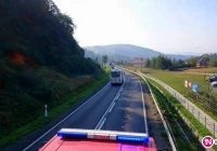 Pożar autobusu i plama oleju na DK28 - zdjęcie główne